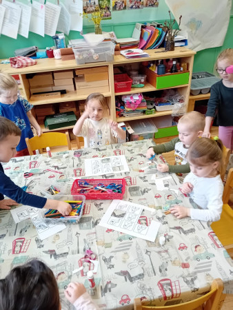 Dozvídáme se zajímavosti o dinosaurech